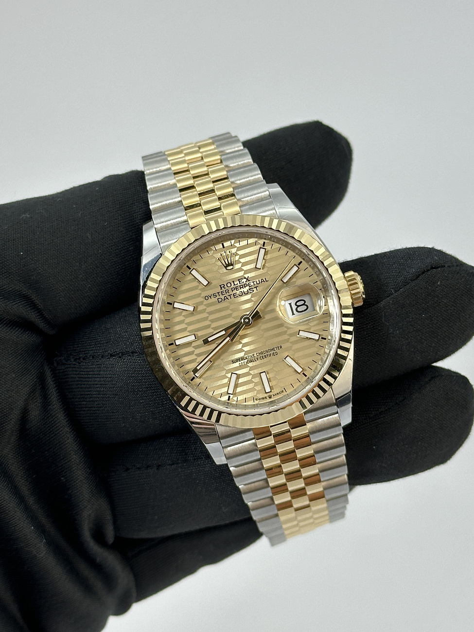 Часы Rolex  Datejust 36Mm Steel & Yellow Gold Fluted Motif  126233