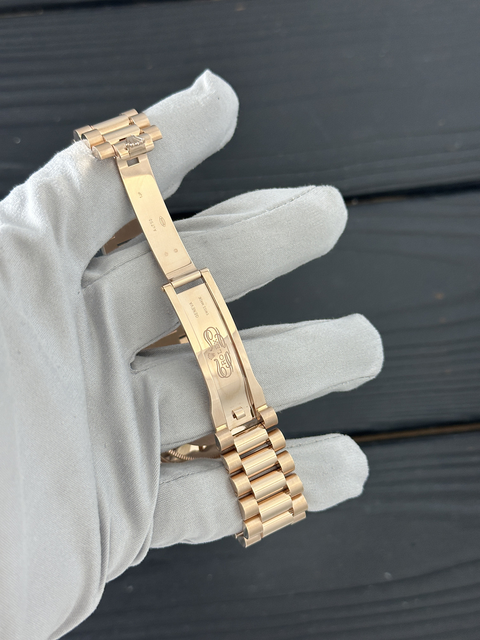 Часы Rolex  Day-Date 36Mm Everose Gold  128235-0068