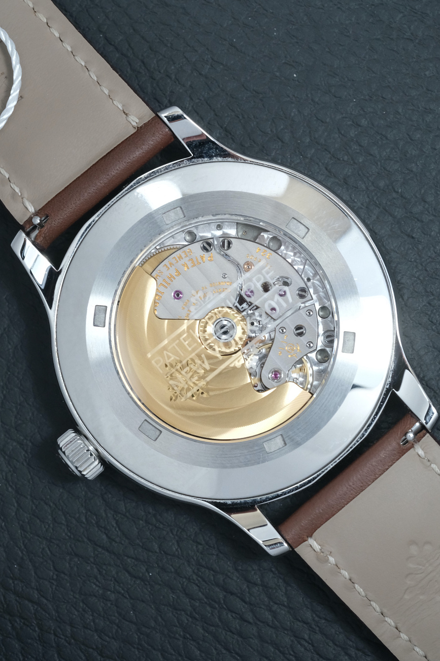 Часы Patek Philippe  Calatrava Pilot 5522A Calatrava Steel &quot;New York&quot; Limited  5522A-001