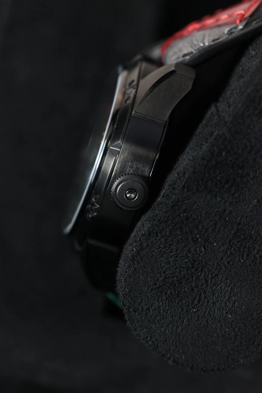Часы Konstantin Chaykin (Константин Чайкин)  Joker Carbon by DiW   