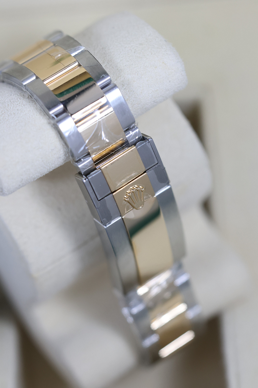 Часы Rolex  Cosmograph Daytona Steel & Yellow Gold Black Dial  126503