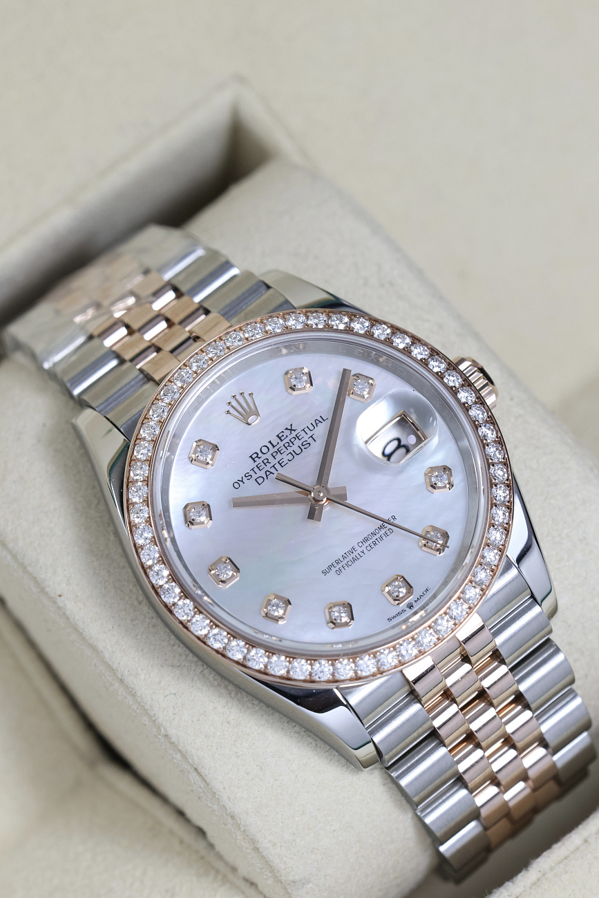 Часы Rolex  Oyster Perpetual Datejust 36 Mm MOP Dial Everose Rolesor  126281RBR