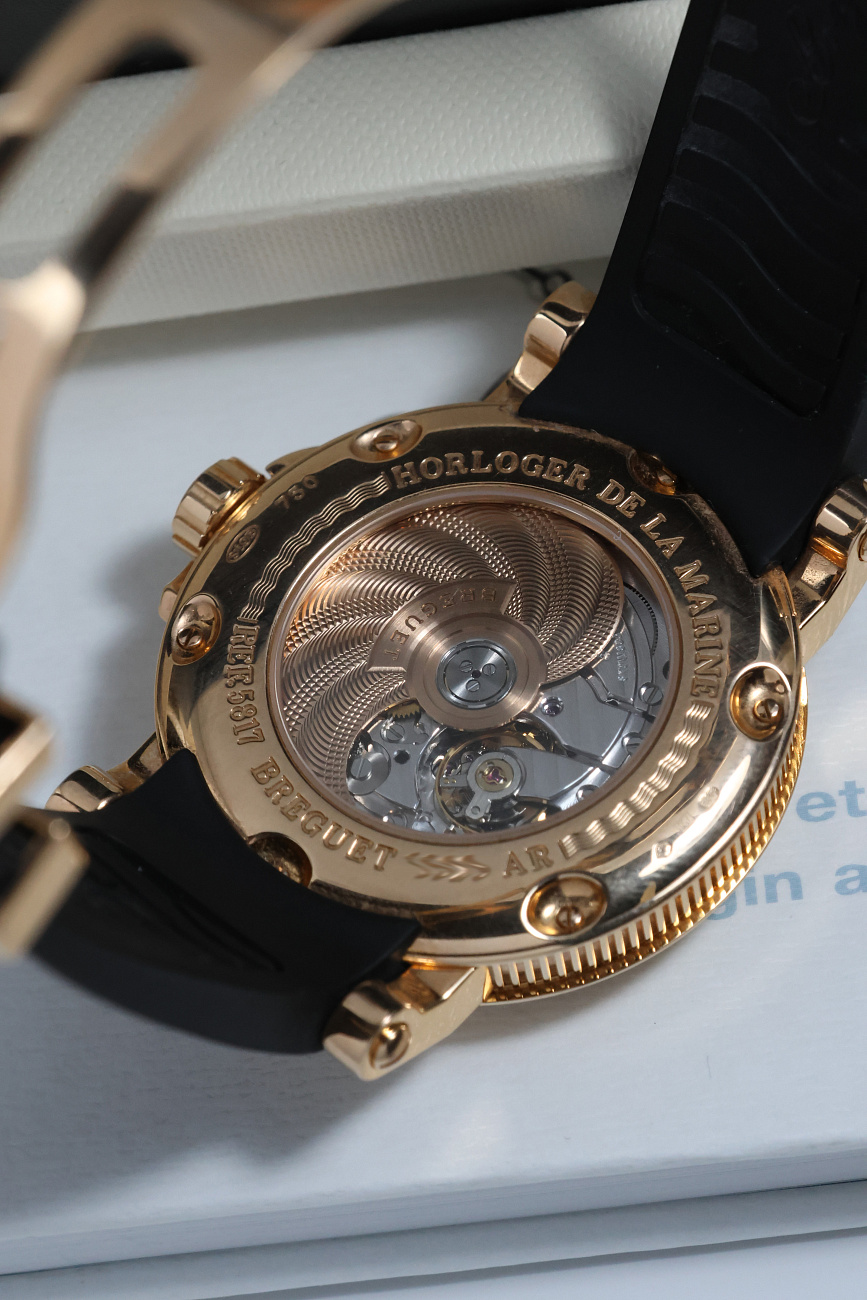Часы Breguet  Marine Big Date Rose Gold  5817BR/Z2/5V8