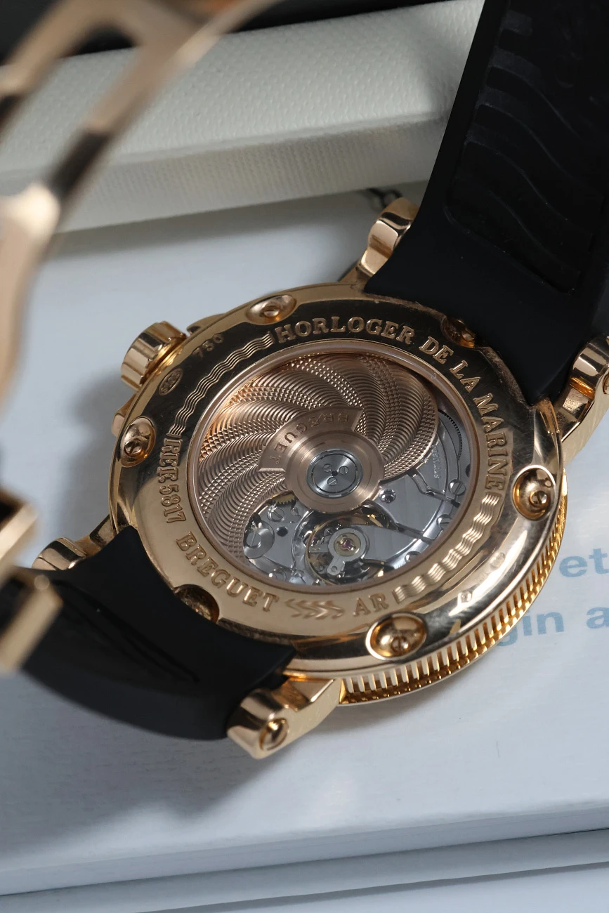 Часы Breguet  Marine Big Date Rose Gold  5817BR/Z2/5V8