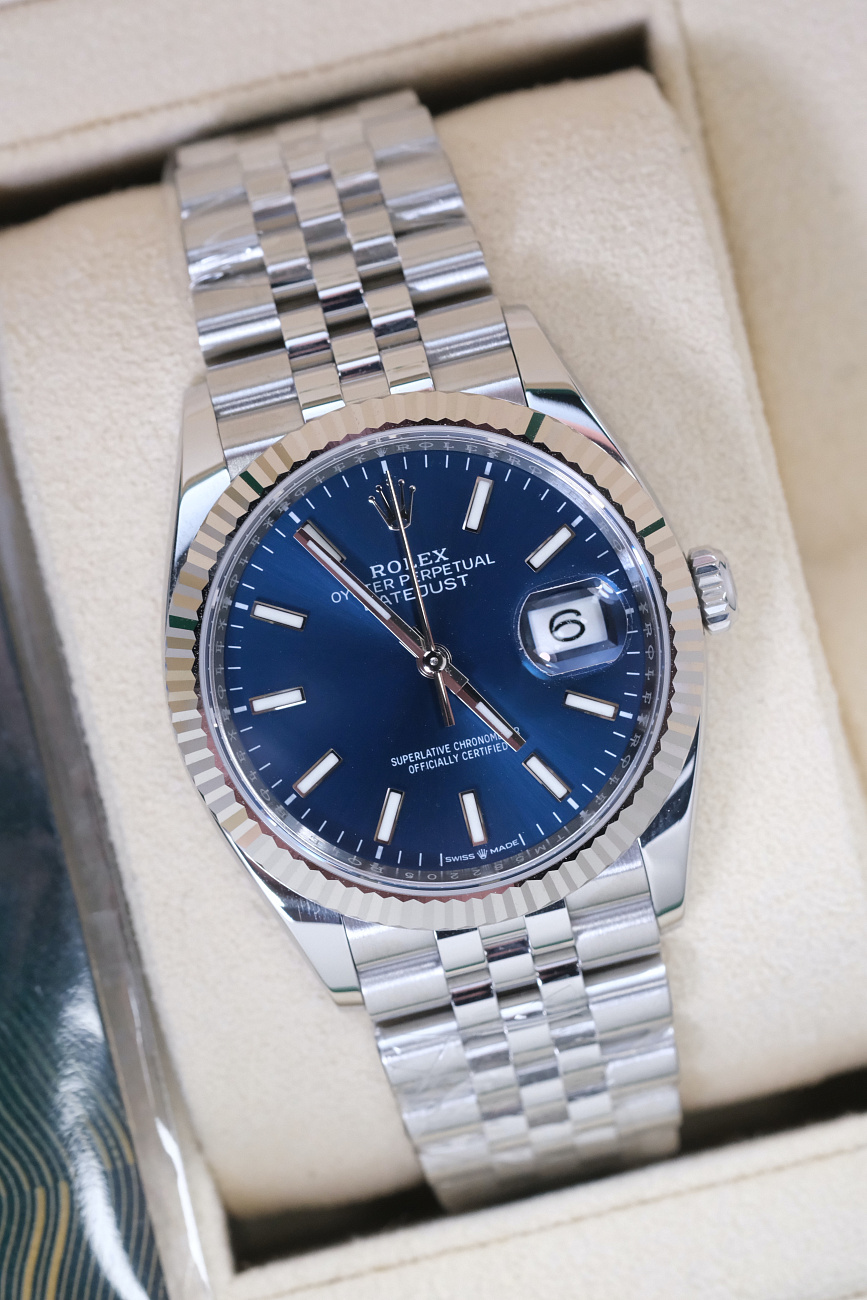 Часы Rolex  Datejust 36Mm Blue Dial  126234