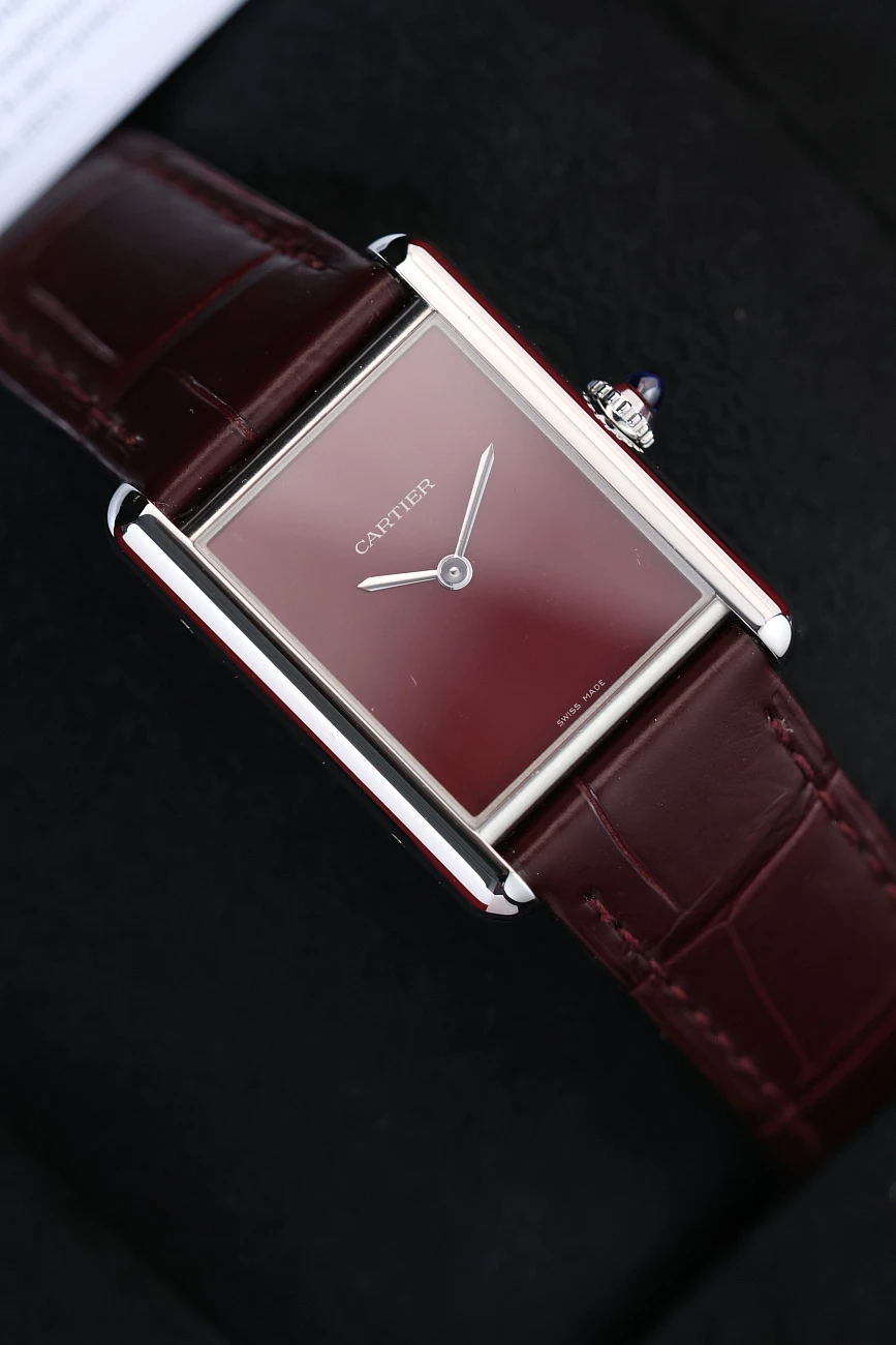 Часы Cartier  Tank Must De Cartier Red Large  WSTA0113