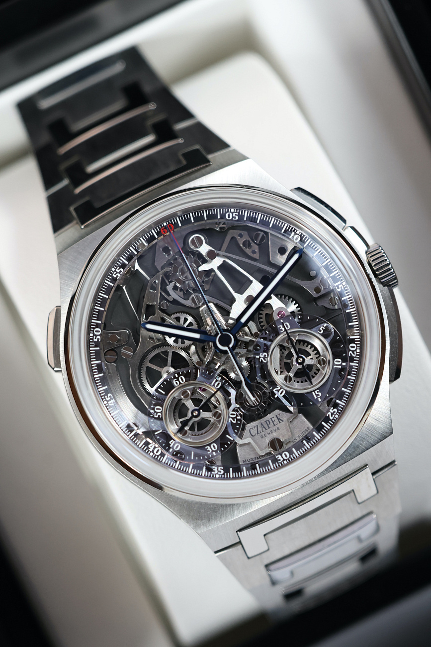 Часы Czapek  Czapek & Cie: Antarctique Rattrapante Ice Blue  ANTARCTIQUE RATTRAPANTE