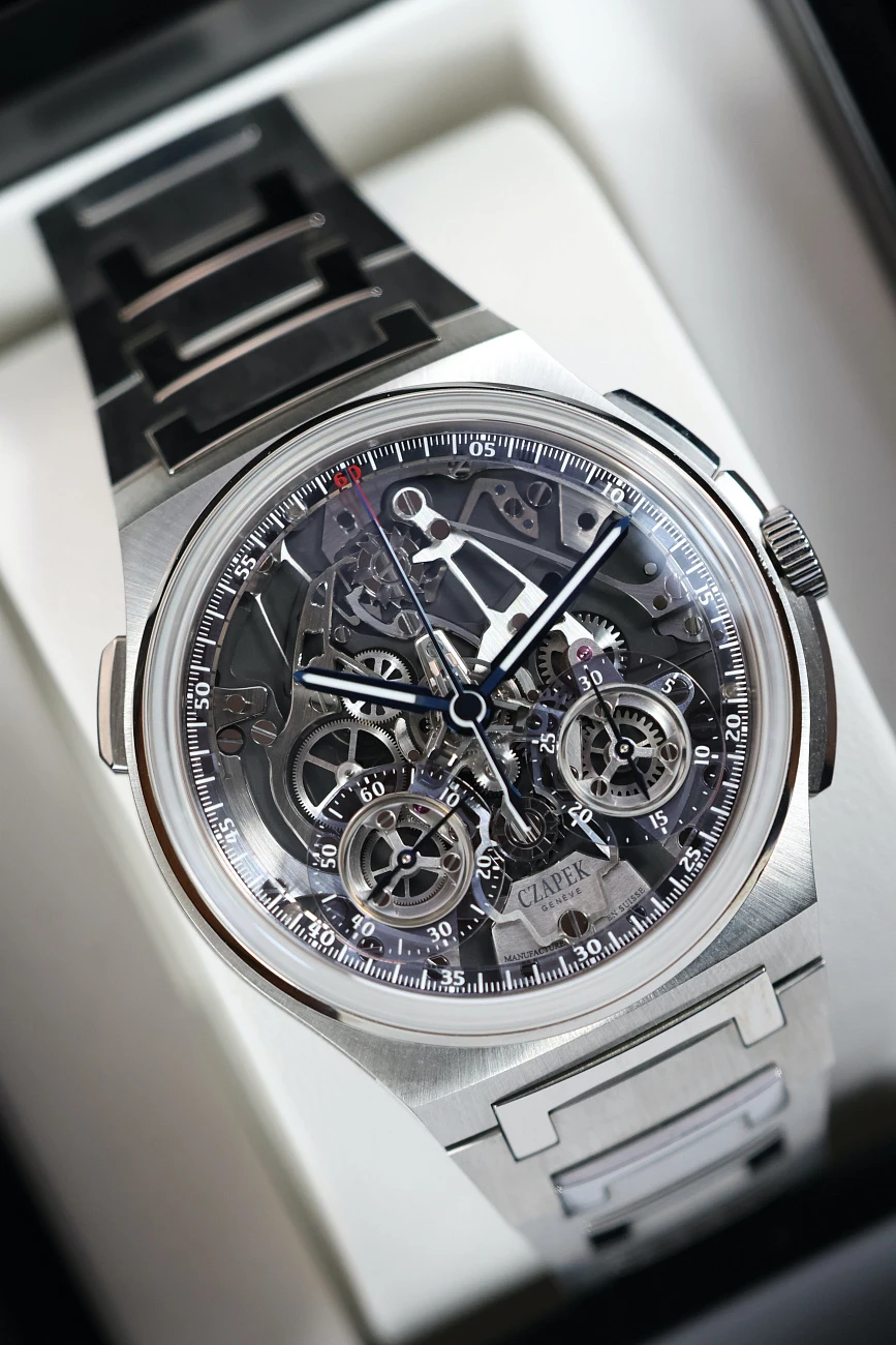 Часы Czapek  Czapek &amp; Cie: Antarctique Rattrapante Ice Blue  ANTARCTIQUE RATTRAPANTE