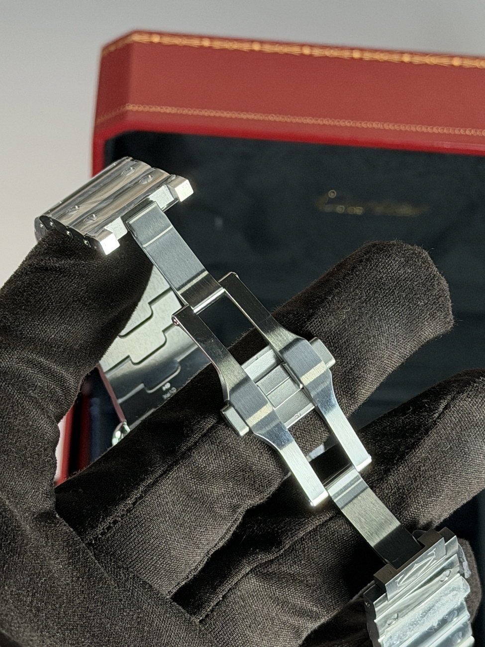 Часы Cartier  Santos De Cartier Large Blue Dial  WSSA0071