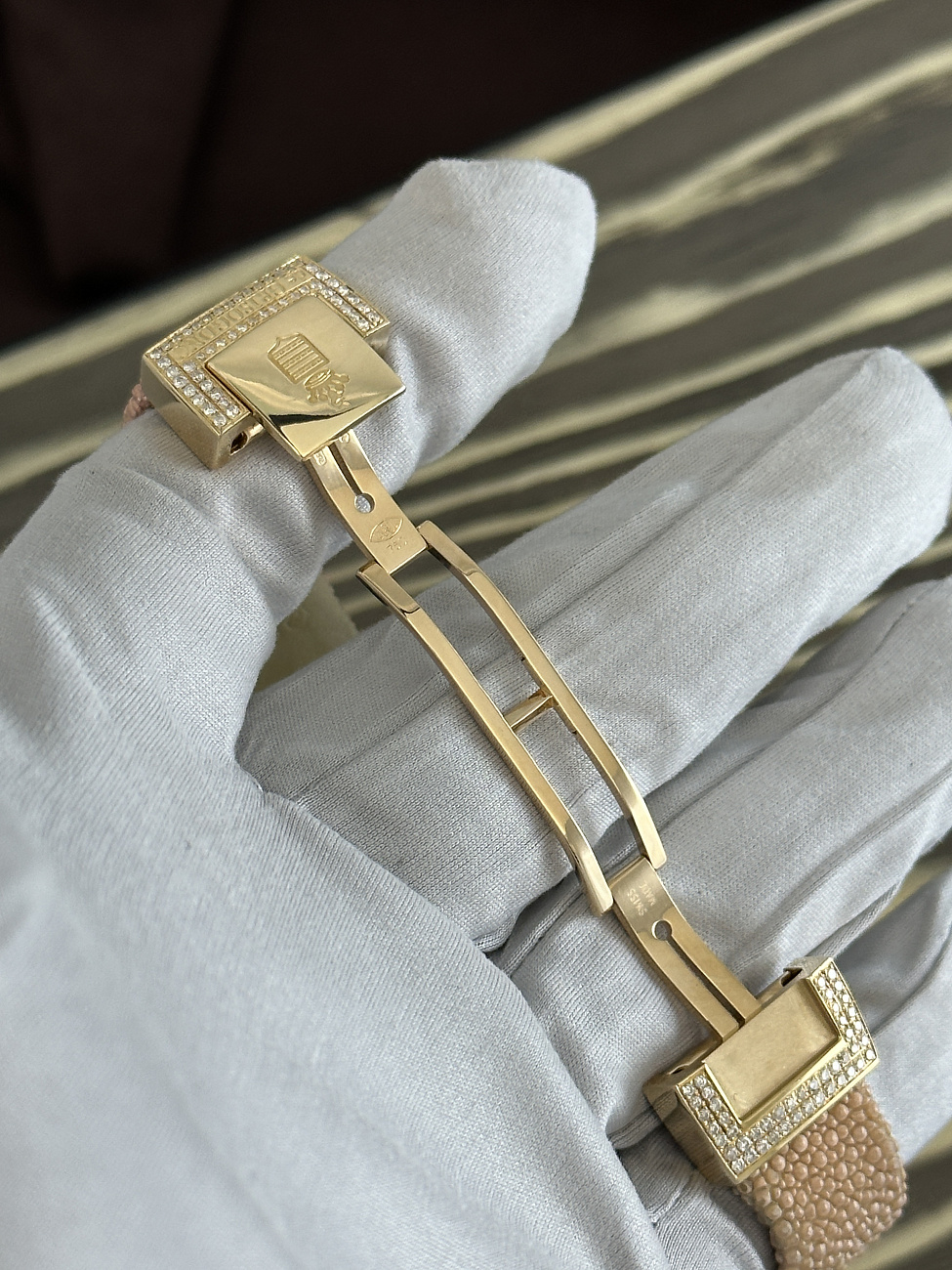 Часы De Grisogono  Instrumentino Custom Diamonds  017001