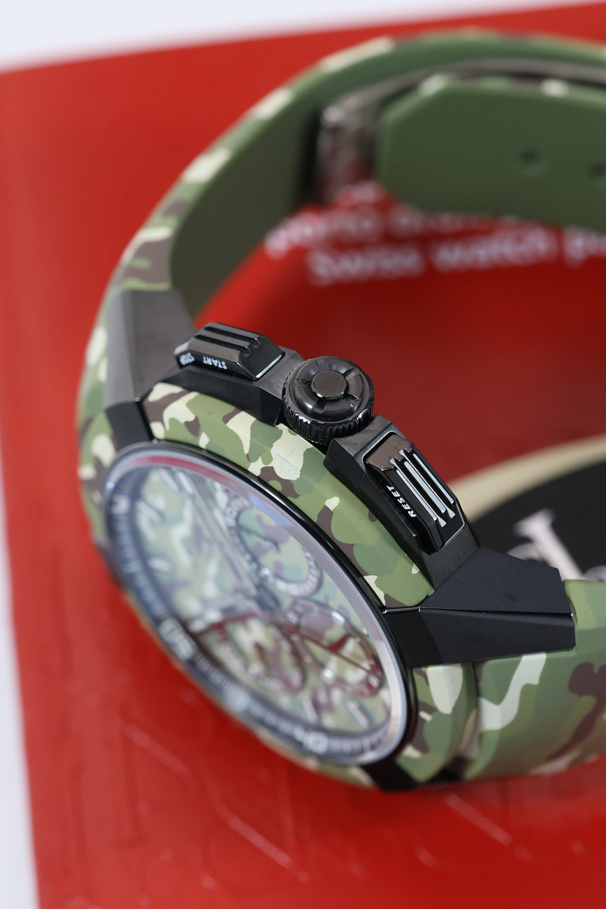 Часы Jacob & Co  EPIC X CHRONO TRI DIAL GREEN CAMO  EC440.20.AB.AA