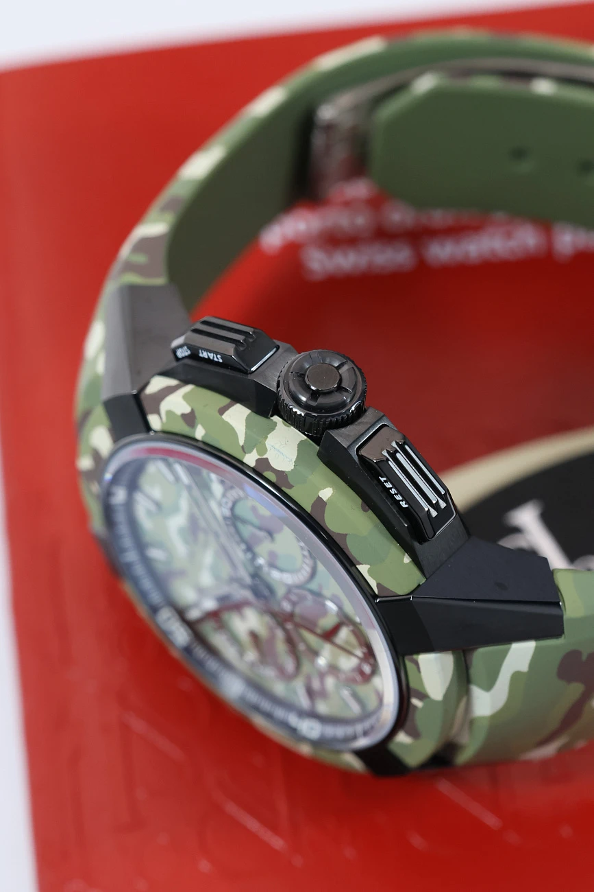 Часы Jacob &amp; Co  EPIC X CHRONO TRI DIAL GREEN CAMO  EC440.20.AB.AA