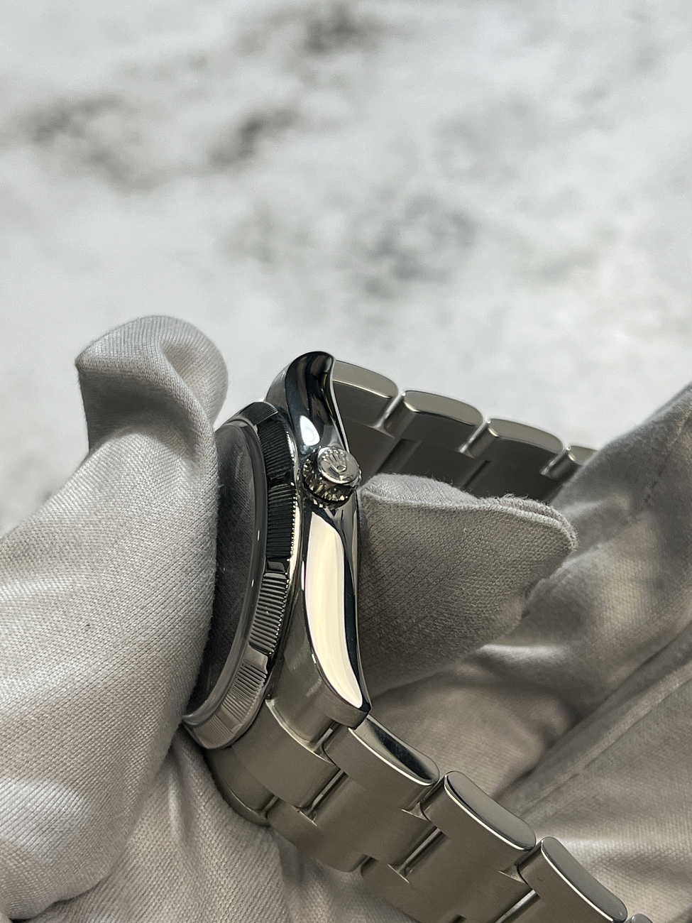 Часы Rolex  Oyster Perpetual Air-King Blue Dial  114210