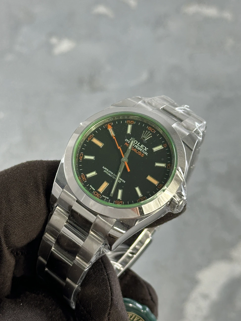 Часы Rolex  Milgauss Black With Green Glass  116400GV
