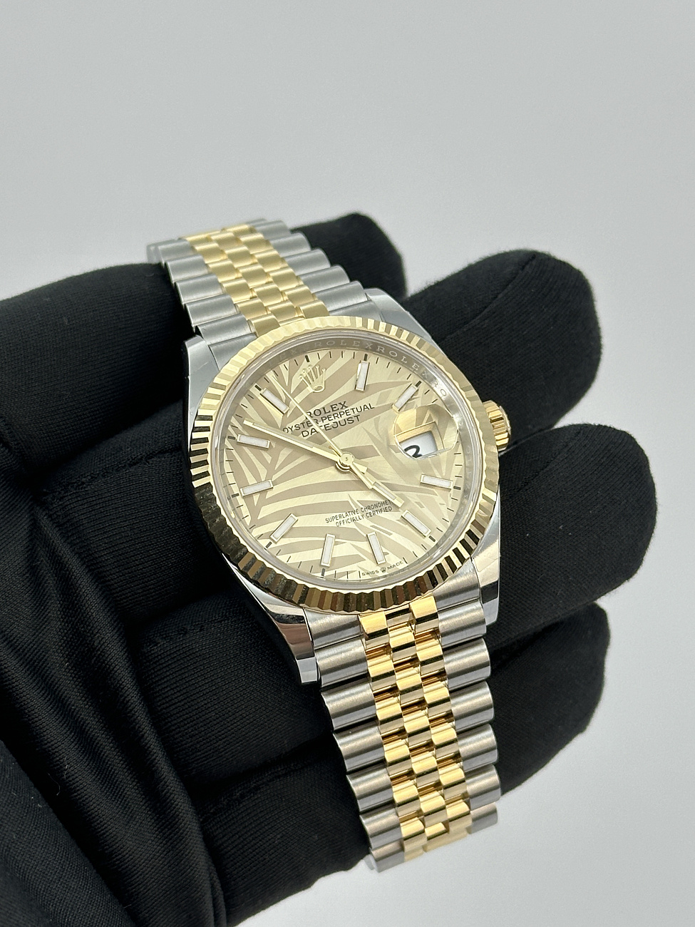 Часы Rolex  Datejust 36Mm Steel & Yellow Gold Palm Motif  126233