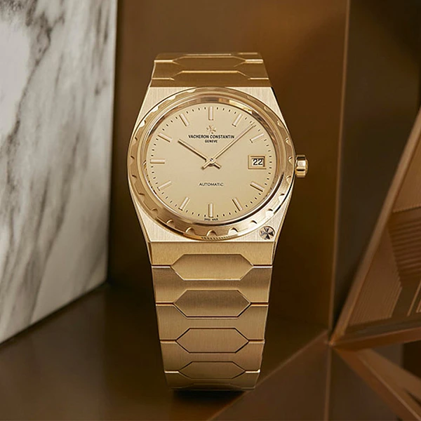 Часы Vacheron Constantin  Historiques 37 Mm Yellow Gold  4200H/222J-B935