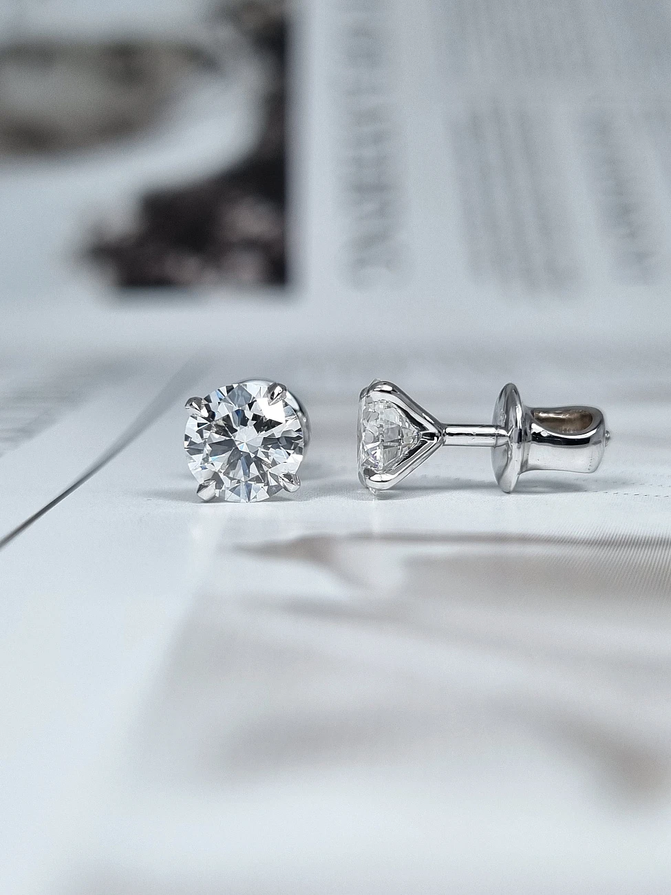 Украшение GIA  Серьги 1,00/1,00 ct. H/VS1 (3 Excellent) Round Diamonds   