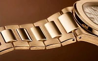 Заказать Patek Philippe  Nautilus  7118/1R-001