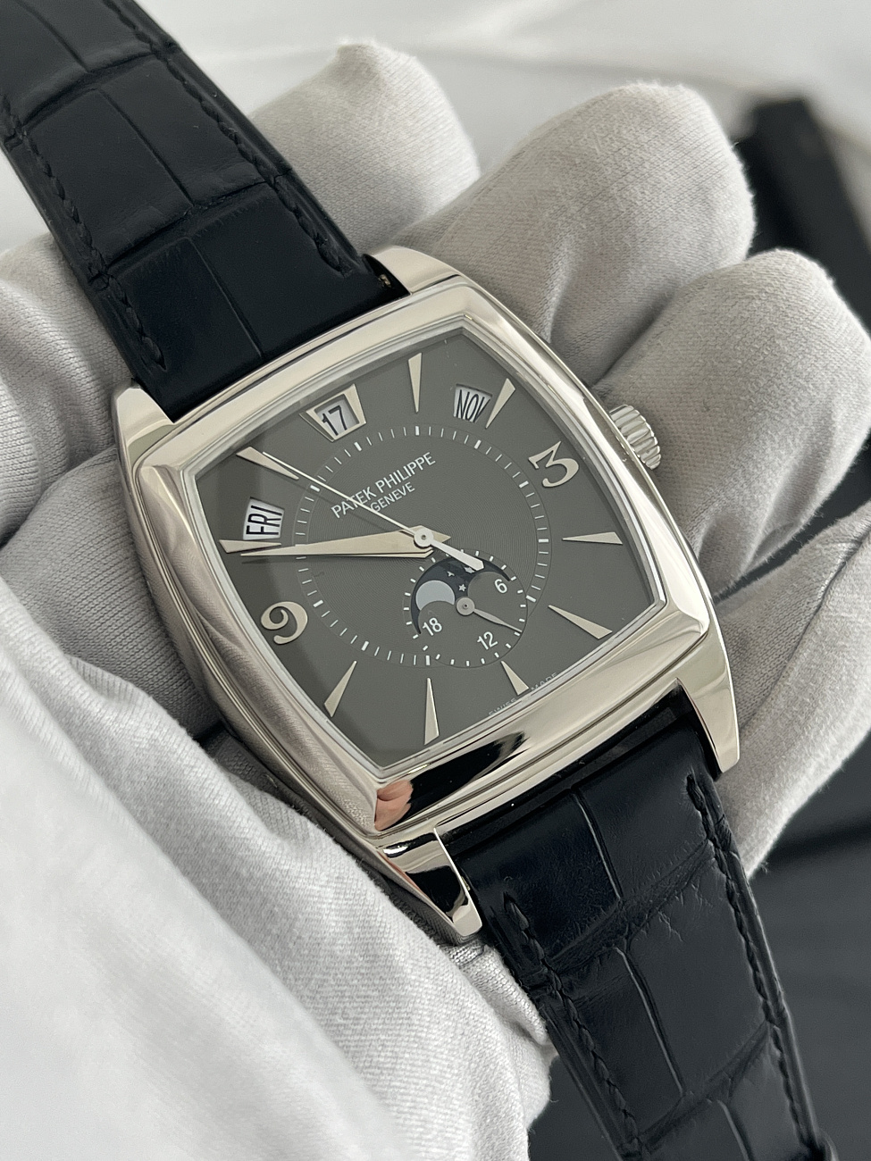 Часы Patek Philippe  Gondolo Calendario Complications  5135G