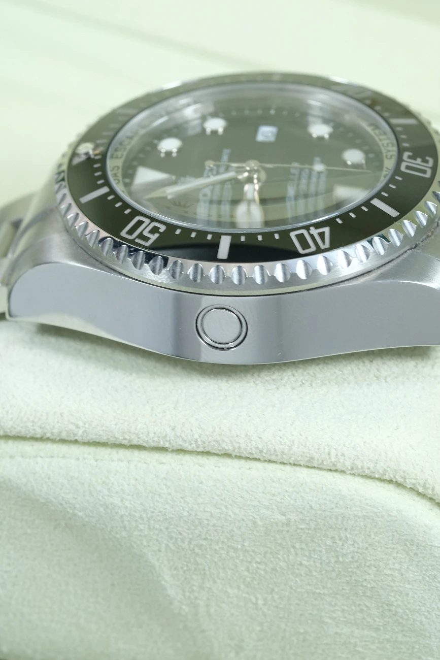 Часы Rolex  Sea Dweller 44Mm Deepsea  116660