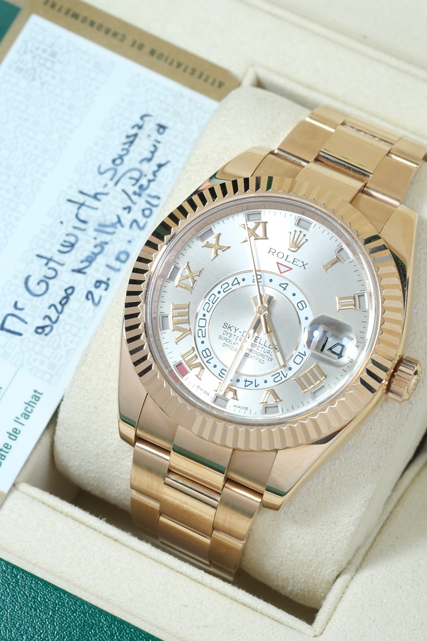 Часы Rolex  Sky-Dweller Rose Gold Sundust Roman Dial  326935