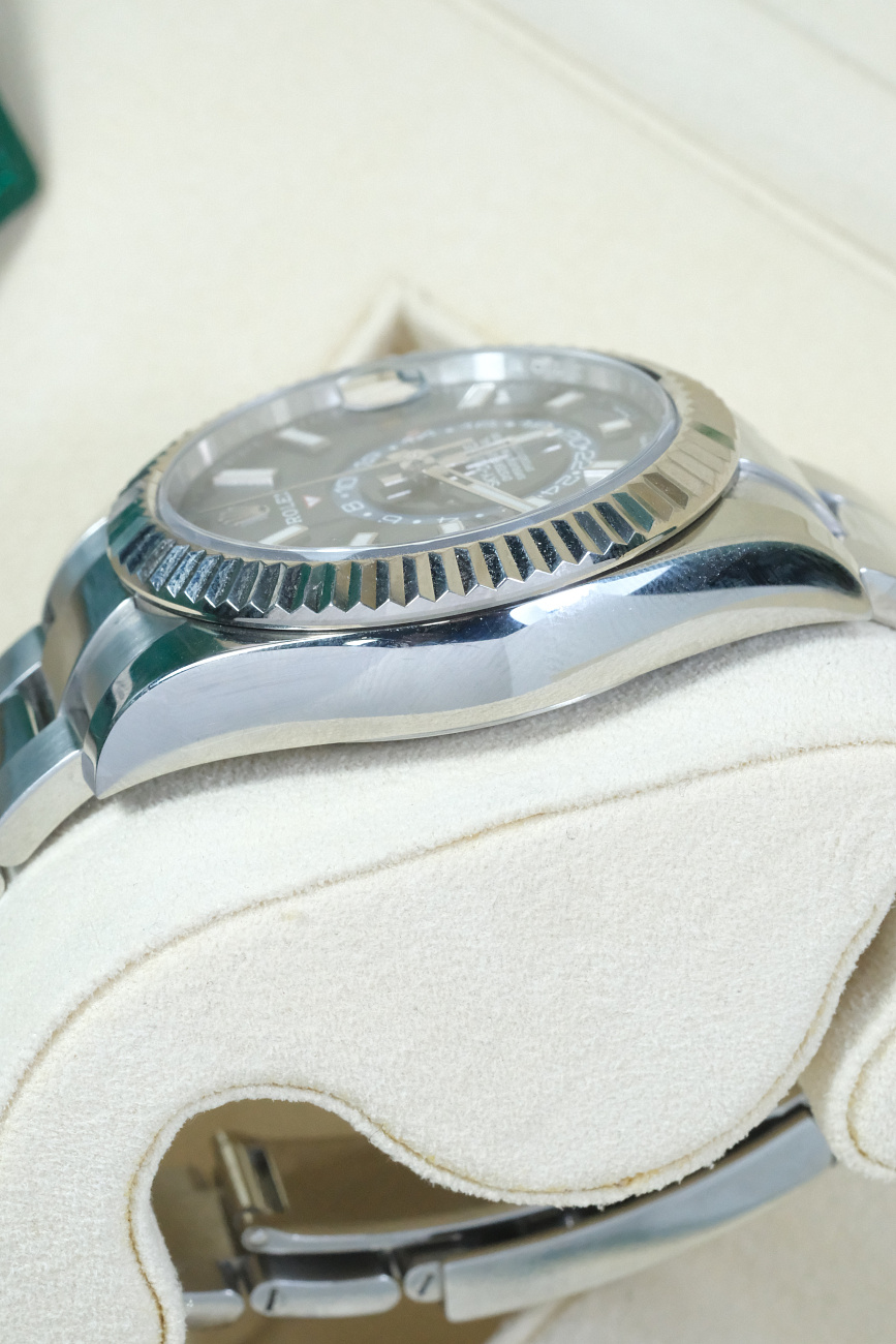 Часы Rolex  Sky-Dweller Blue Dial  326934