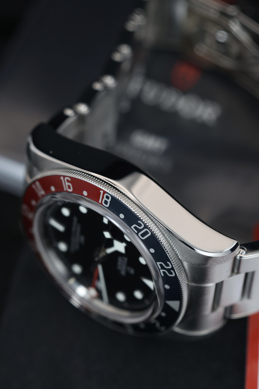 Часы Tudor  Black Bay Gmt 41mm Pepsi  79830RB-0001