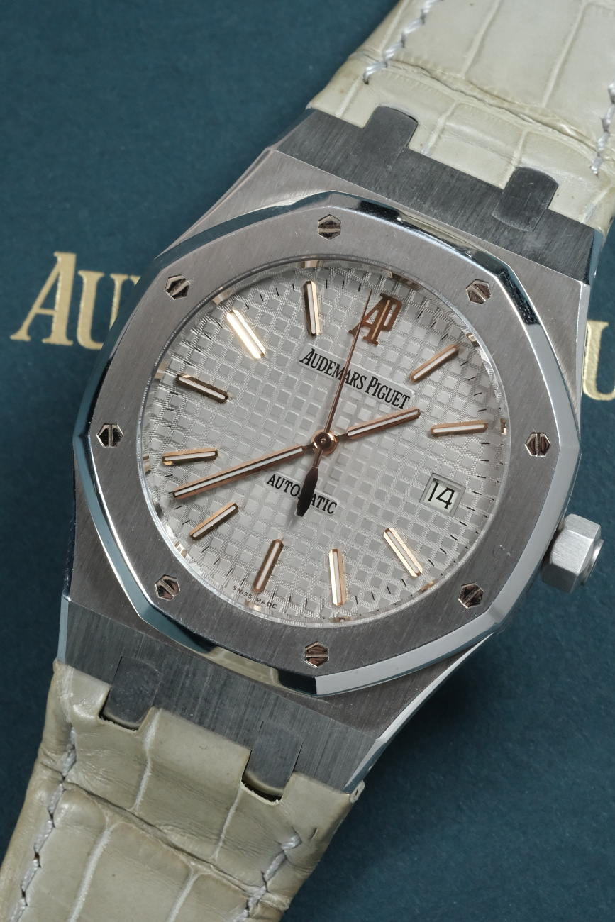 Часы Audemars Piguet  Royal Oak 15310 Italy Platinum 39 mm  15310PT.OO.D008CR.01