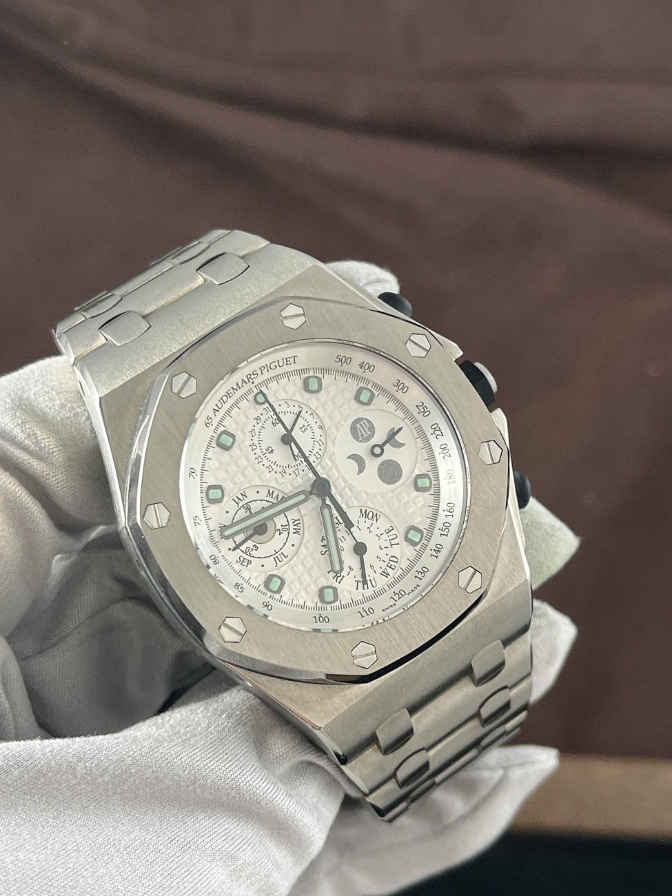 Часы Audemars Piguet  Royal Oak Offshore Chronograph Perpetual Calendar  25854TI.OO.1150TI.01