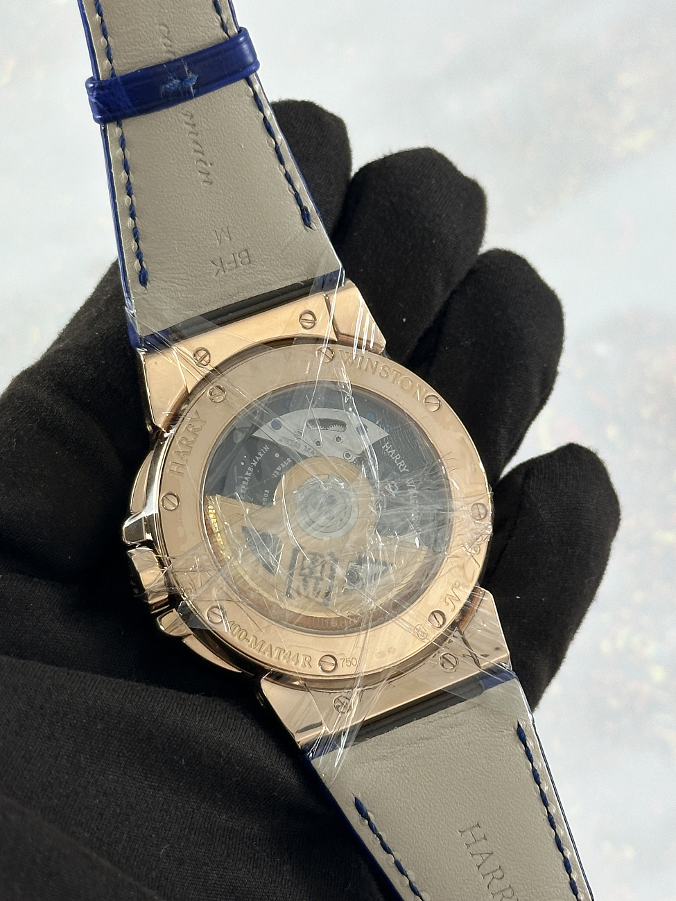 Harry Winston в наличии в Москве в &quot;Мануфактуре&quot;! 