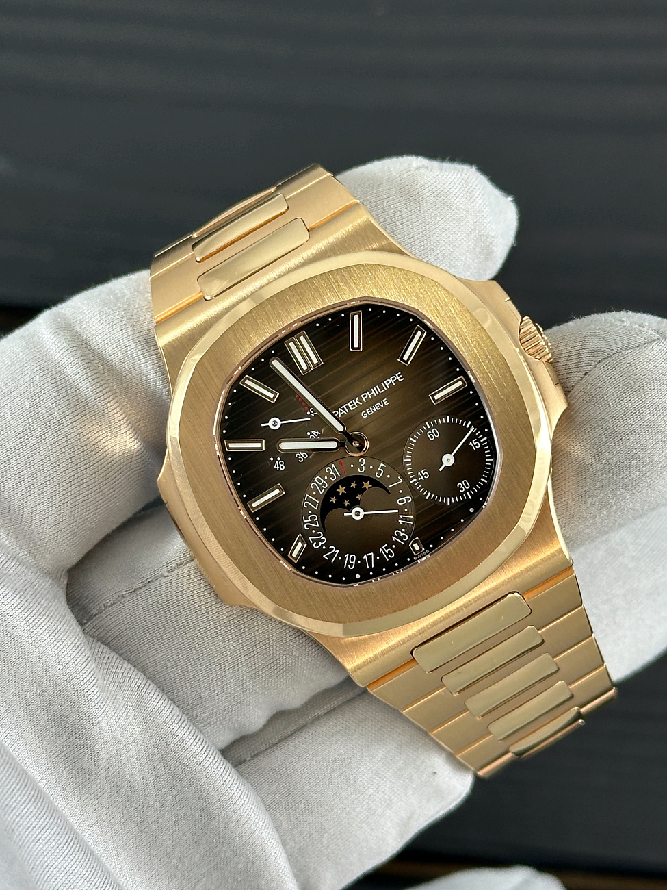 Часы Patek Philippe  Nautilus Rose Gold  5712/1R-001 