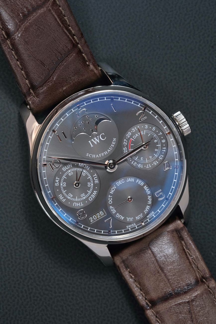 Часы Iwc  Portugieser Perpetual Calendar White Gold 42.3Mm  IW502218