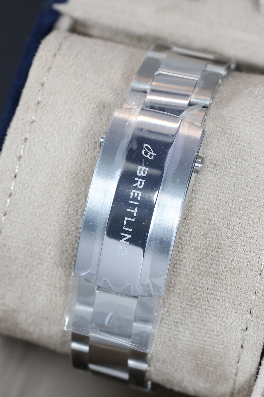Часы Breitling  Superocean 42  A17375E71C1A1