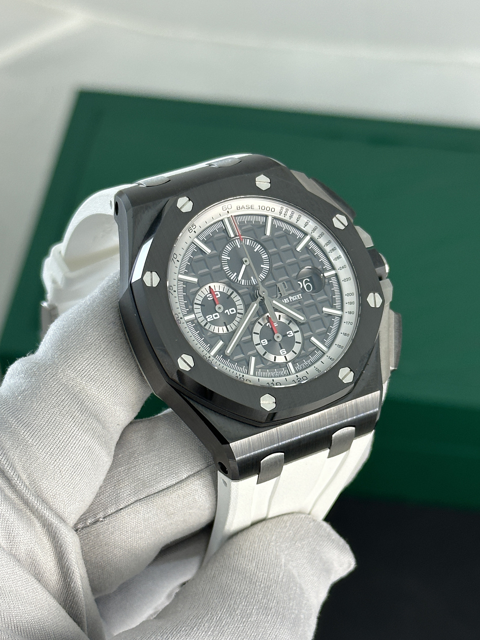 Часы Audemars Piguet  Royal Oak Offshore Chronograph 44Mm  26405CE.OO.A002CA.013CR.01