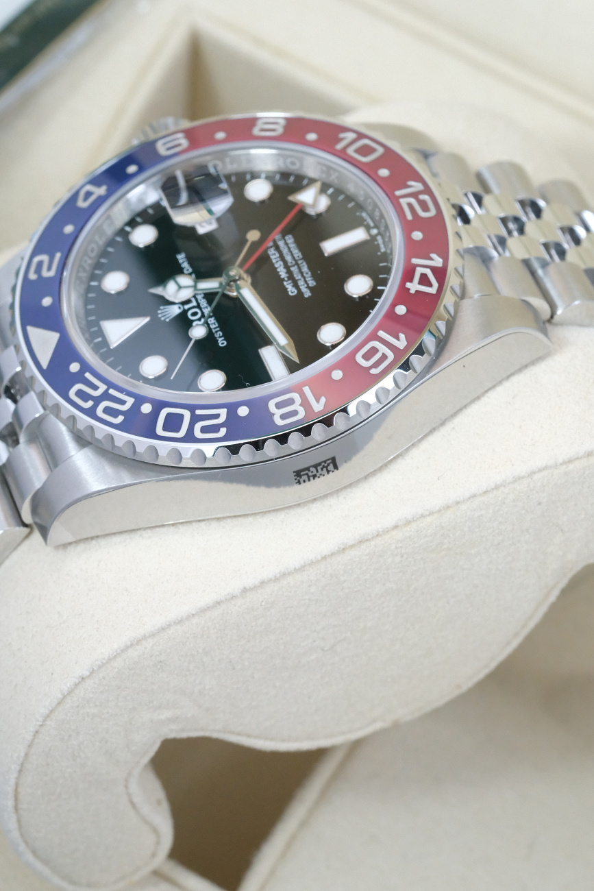 Часы Rolex  Gmt Maste Ii Pepsi В Плёнках  126710BLRO 