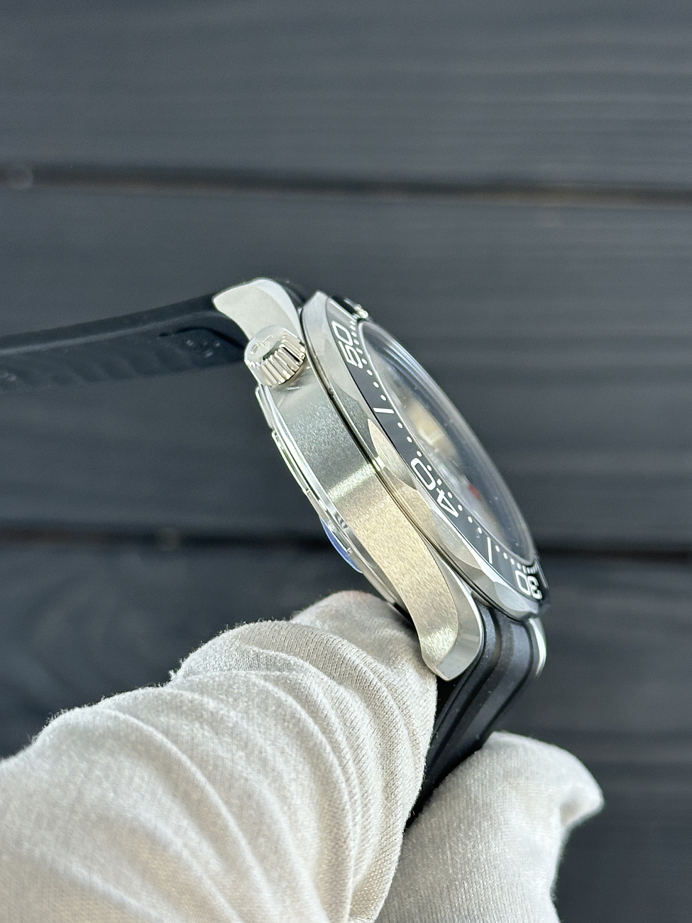 Часы Omega  Seamaster Diver 300M Co‑Axial Master Chronometer 42 Mm  210.32.42.20.01.001