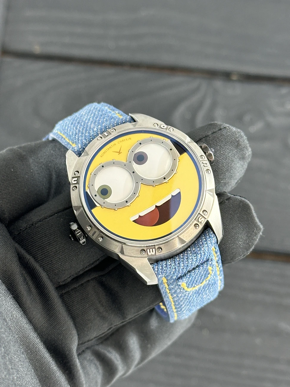 Часы Konstantin Chaykin (Константин Чайкин)  The Minions Watch Titanium  Minions