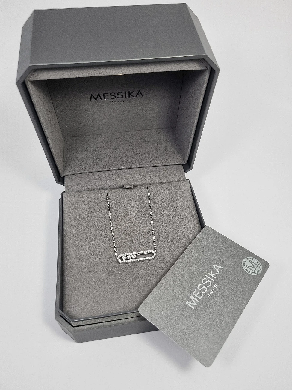 Украшение Messika  Колье Move Pavé 03994-WG  Move pavé diamond necklace 3994 