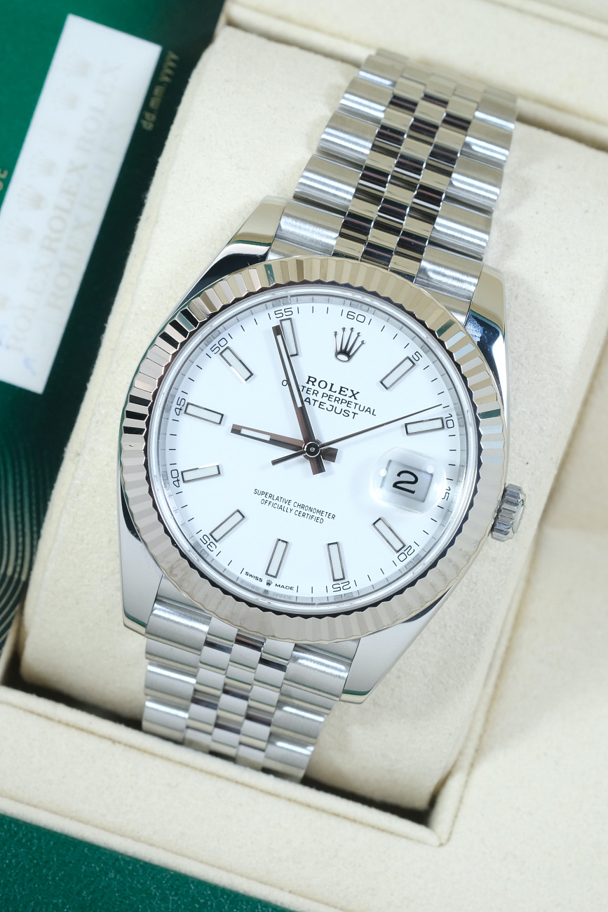 Часы Rolex  Datejust 41Mm White Dial  126334