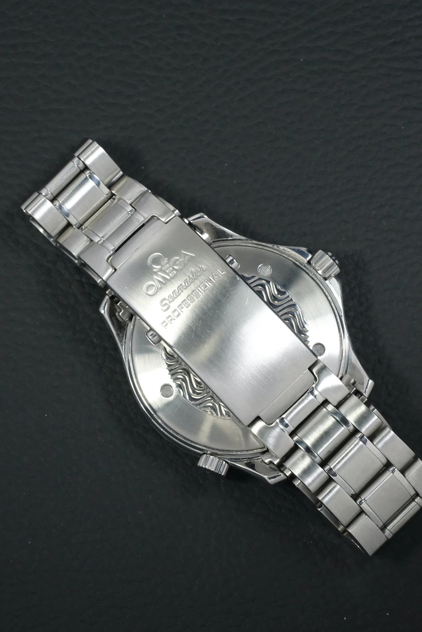 Часы Omega  Seamaster 41Mm Electric Blue Quartz  22658000