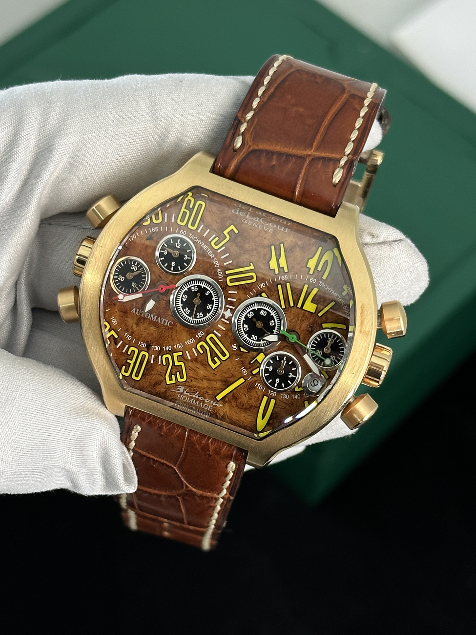 Часы De La Cour  Bi-Chrono Fidelidad Rose Gold Tobacco  