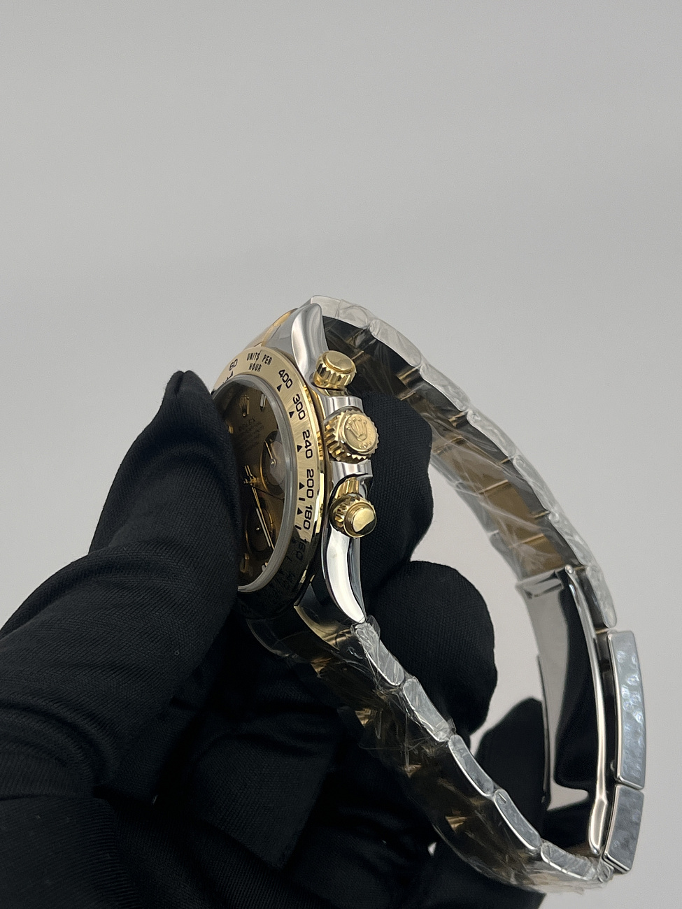 Часы Rolex  Oyster Perpetual Cosmograph Daytona Champagne Dial  116503