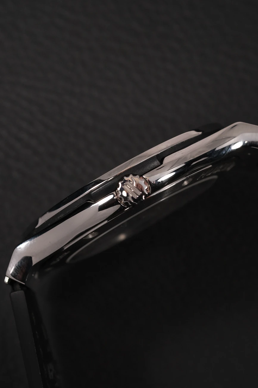 Часы Hublot  FUSION CLASSICO ULTRA-THIN SKELETON TITANIUM 45MM  515.NX.0170.LR
