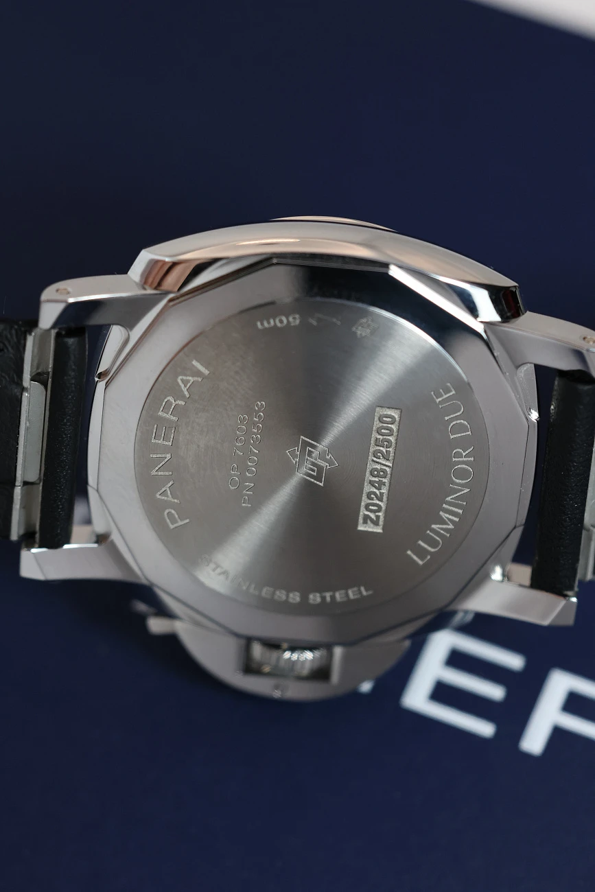 Часы Panerai  Luminor Due 38 Mm  PAM02273