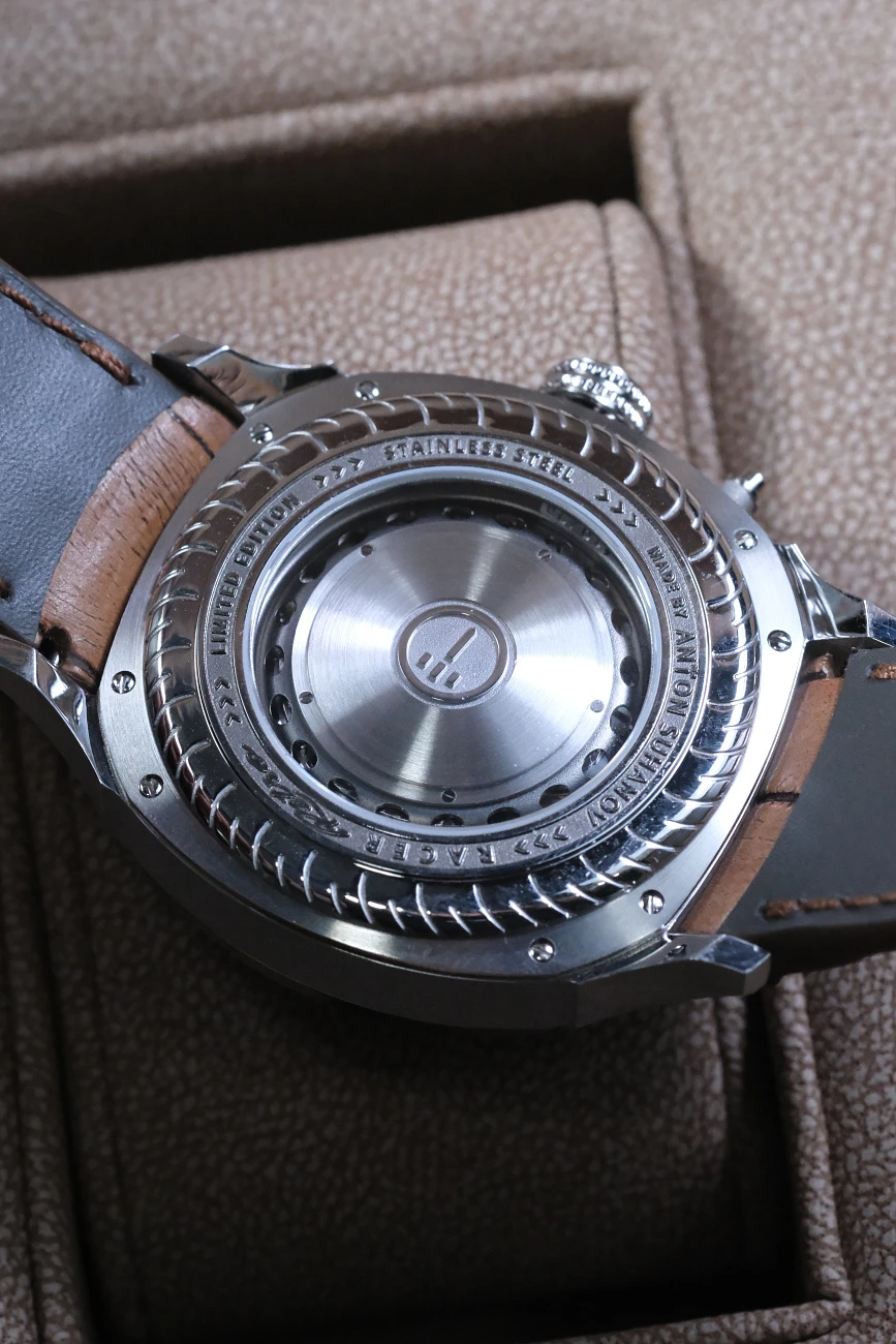 Часы Anton Suhanov (Антон Суханов)  Racer Retro Limited Edition 39Mm Gmt  Racer Retro
