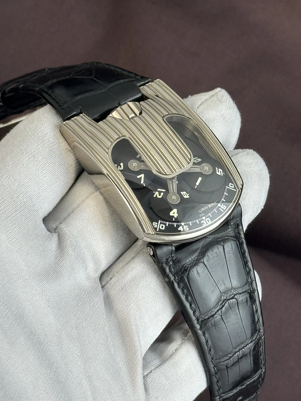Часы Urwerk  Urwerk 103  UR103