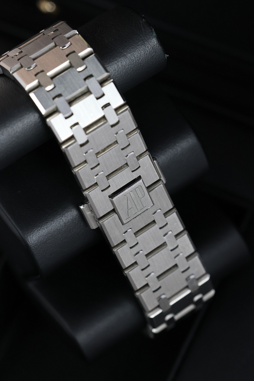 Часы Audemars Piguet  Royal Oak Selfwinding Blue 41 Mm  15500ST.OO.1220ST.01