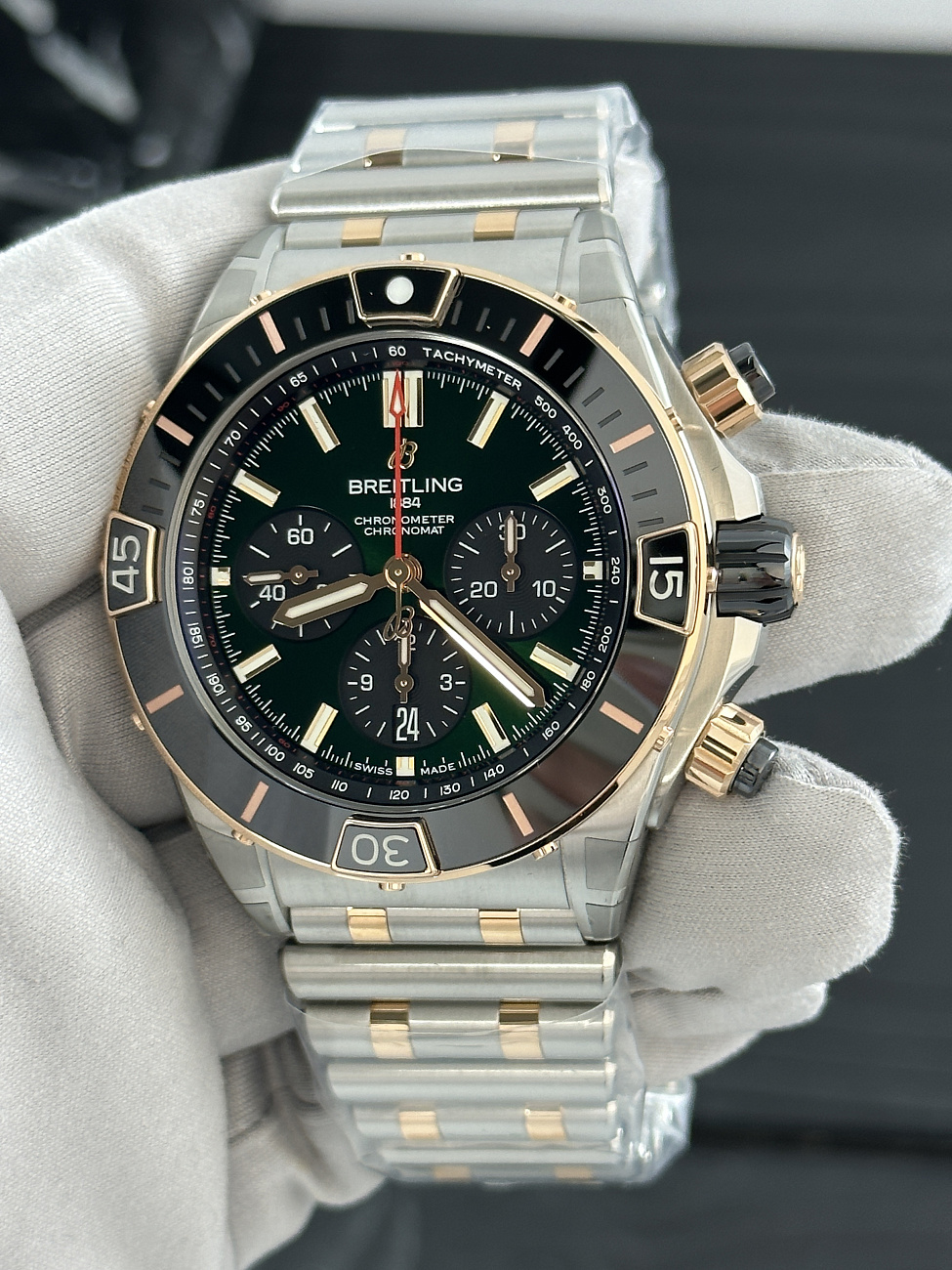 Breitling в наличии в Москве в &quot;Мануфактуре&quot;! 
