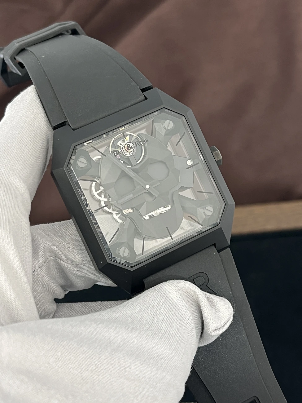 Часы Bell &amp; Ross  Br 01 Cyber Skull  BR 01 CYBER SKULL