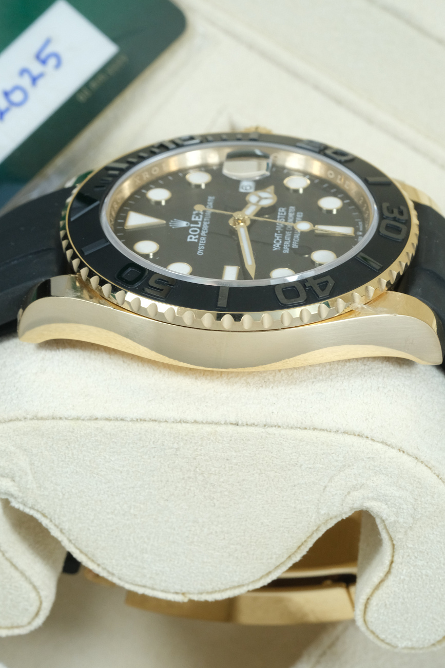 Часы Rolex  Oyster Perpetual Yacht-Master 42 Mm Yellow Gold  226658